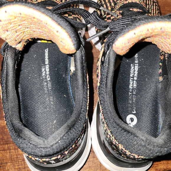 Nike Black and Multicolor Athletic Shoes - Picture 12 of 16